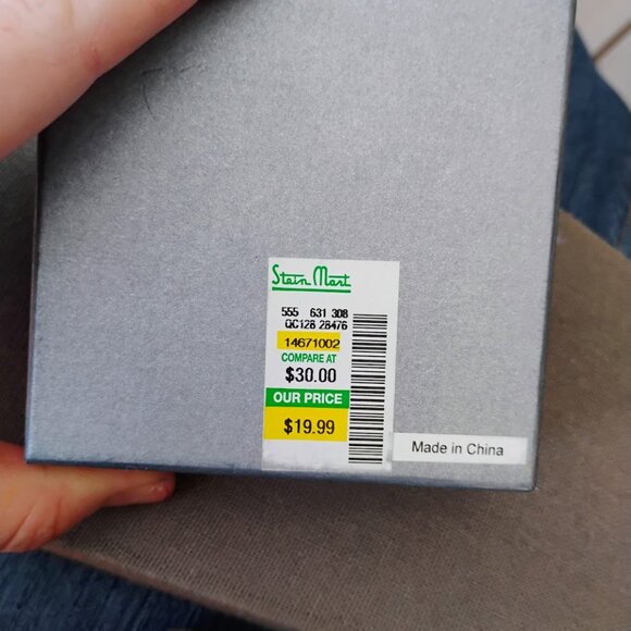 Spring Street Compact Mirror - Picture 4 of 4